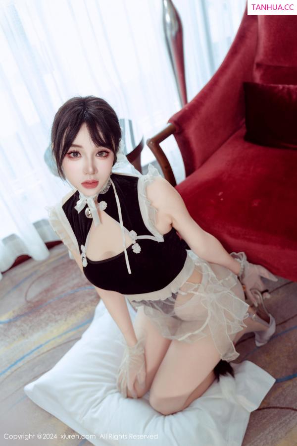   [XiuRen]高清写真图 2024.09.24 No.9197 汐汐爱吃草莓 丝袜美臀第17张图片